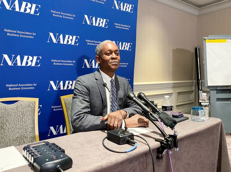 Bostic, presidente de la FED, se inclina hacia un aumento de 50 pb en septiembre