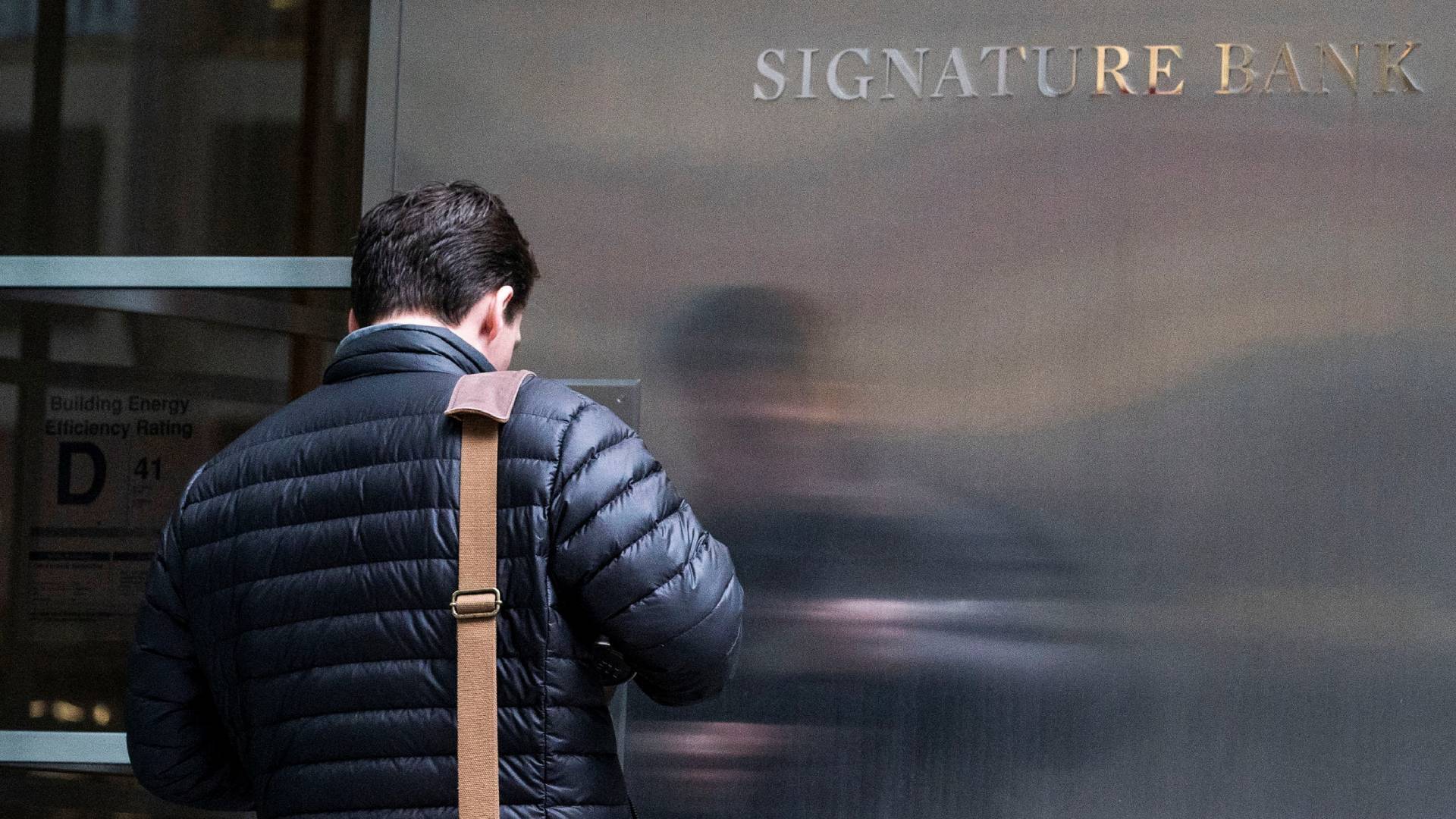 Signature Bank: clausura sin justificación aparente