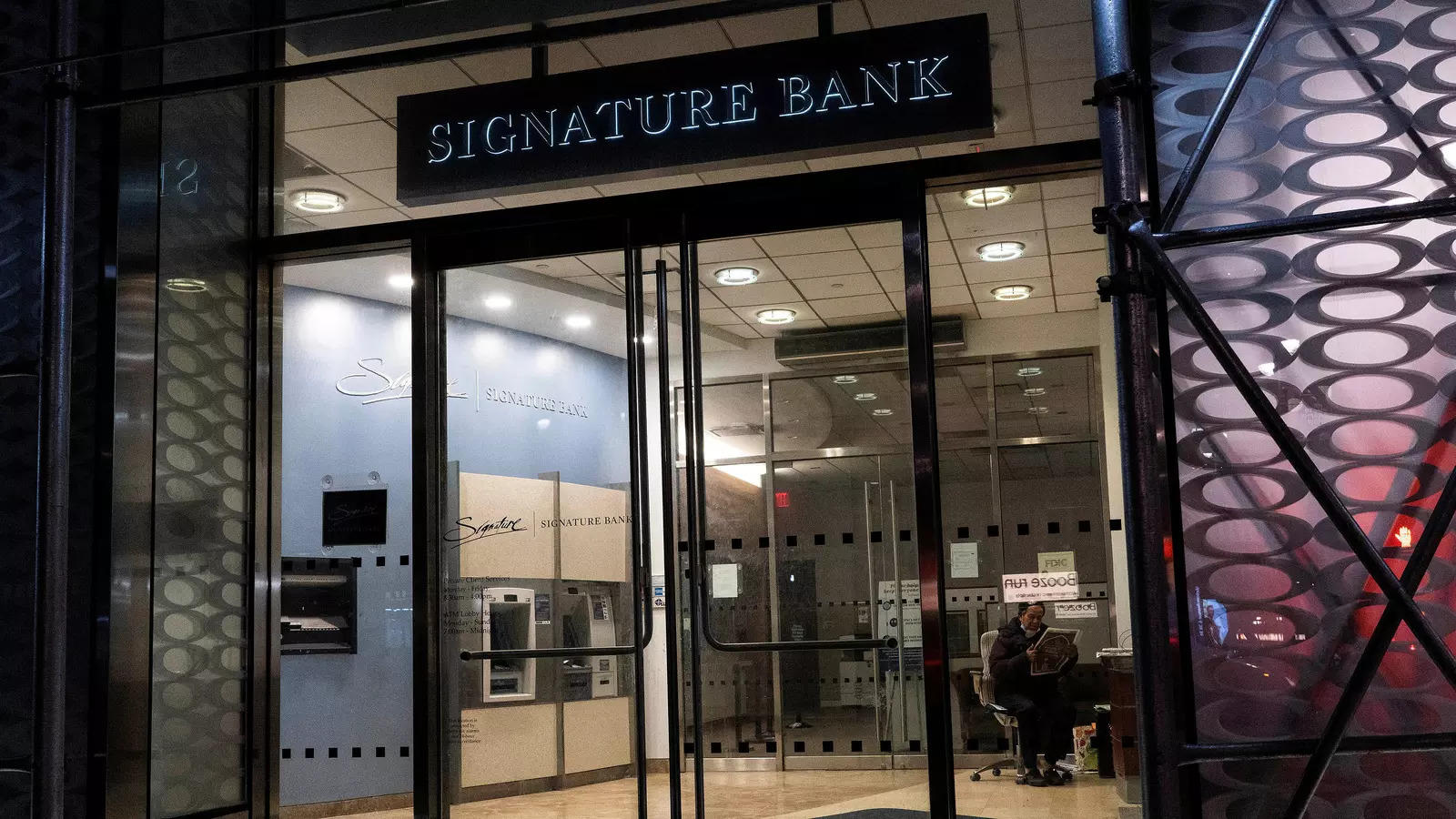 Las autoridades bancarias de Nueva York clausuran Signature Bank