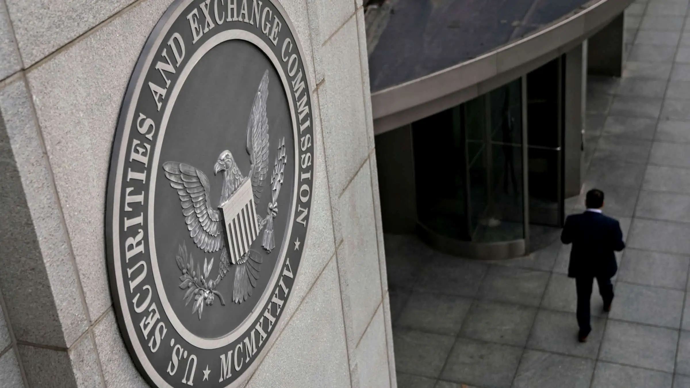 ¿Qué implica la clasificación de las criptomonedas como valores por la SEC?