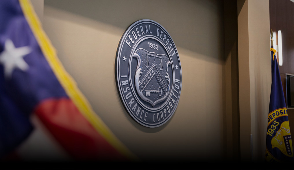La FDIC cambia de postura: Los Bancos de EE.UU. podrán ofrecer servicios de criptomonedas sin restricciones